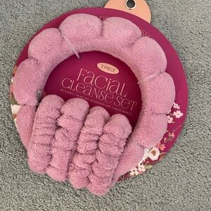Pink Facial Cleanse Set